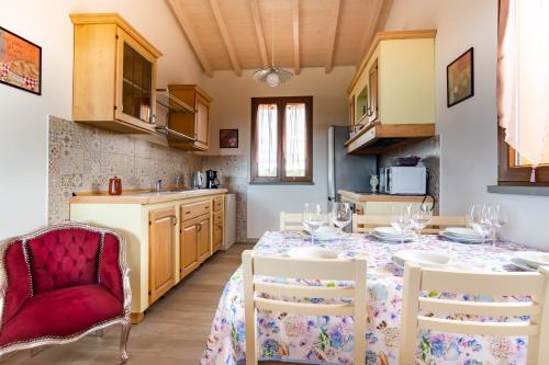 cucina-pranzabile-trilocale-toscana