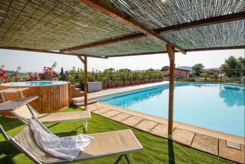 fattoria-piscina-prato-2336e300