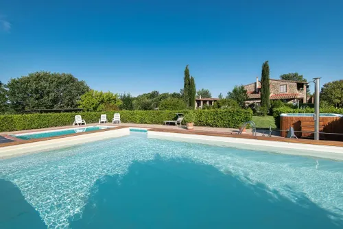 piscina-residence-toscana-451cf72d